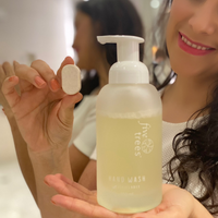Dissolvable hand wash tablets, Just add water foamy hand wash, Five trees hand wash , Refill hand wash tablets, Hand soap tablets, eco friendly hand soap , Eco must haves, how to reduce plastic waste, how to reduce landfill, products that save money and the planet , hand wash for dry hands, hand wash free from parabens and alcohol, reduce reuse recycle, reduce your carbon emissions